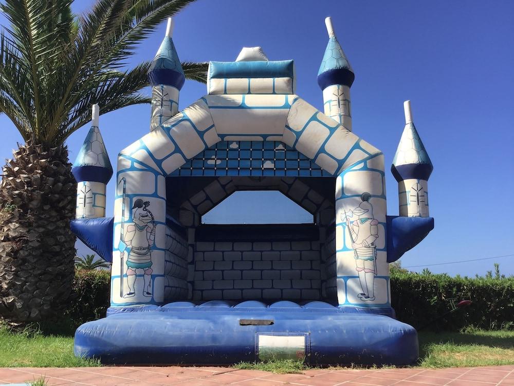 קיפריסיה Hotel Oasis מראה חיצוני תמונה