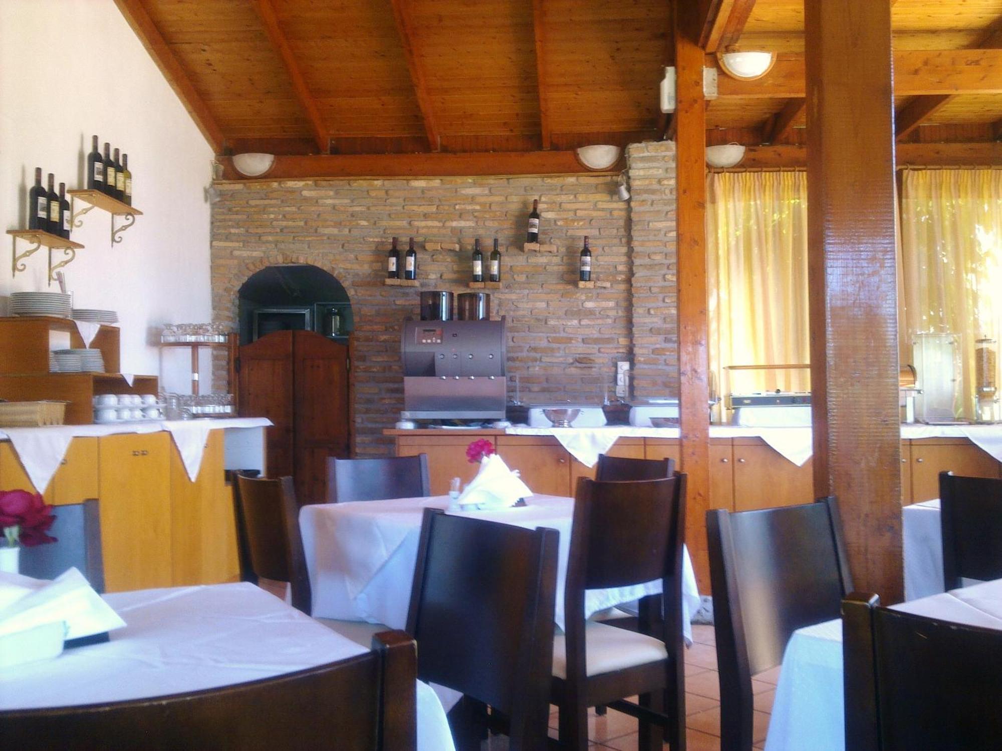 קיפריסיה Hotel Oasis מראה חיצוני תמונה